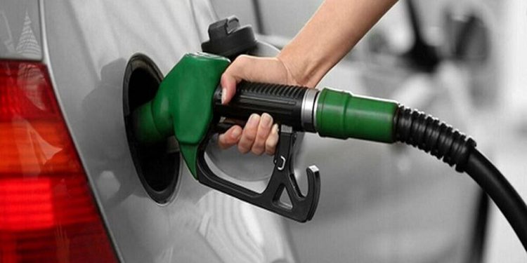 قیمت بنزین افزایش می یابد؟