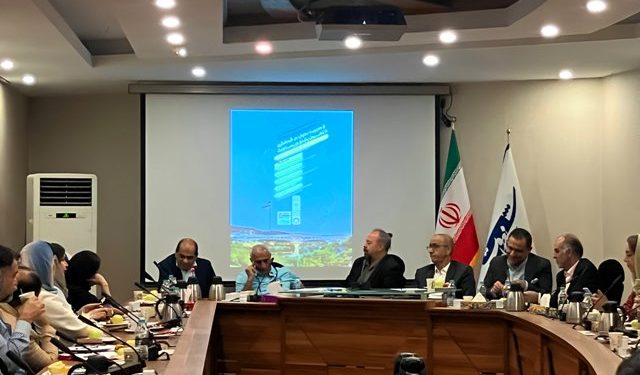 کارشناسان و فعالین گردشگری: با تداوم بحران ها به پایان گردشگری می رسیم