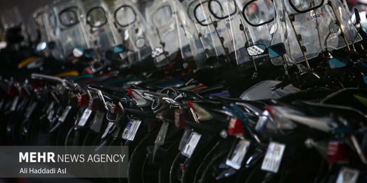 مصرف ۱۱۳ میلیارد تومان بنزین، توسط موتورسیکلتها