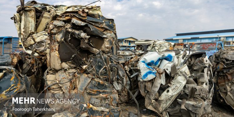 استخراج ۲۱۵ هزار تن فولاد و آلومینیوم از اسقاط خودرو