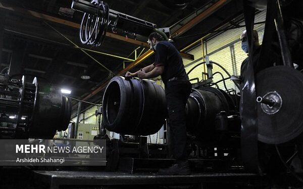 حمایت از صنایع موجود و مدیریت منابع ارزی، اولویت بودجه ۱۴۰۵