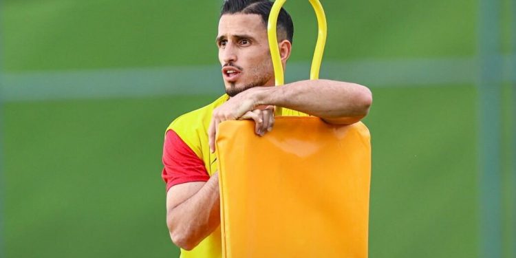 علیپور: حرف نمی زنیم اما همه چیز گل و بلبل نیست