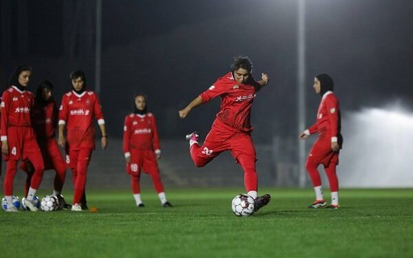 پرسپولیس مغلوب خاتون بم شد؛ ادامه روزهای سخت سرخ‌پوشان