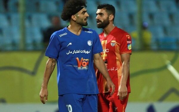 ساسان انصاری: بازیکنان جوان فولاد عملکردی خوبی دارند