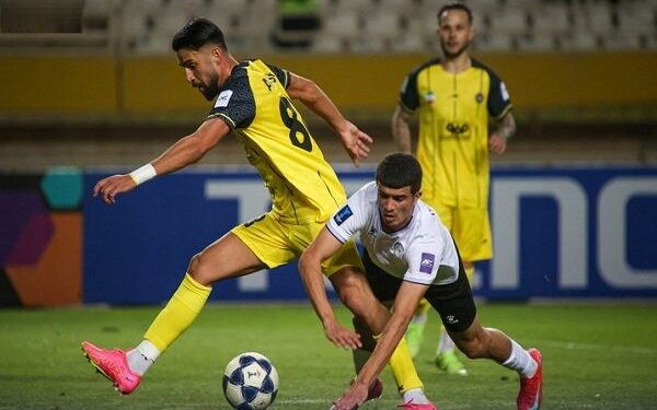 تساوی سپاهان و الحسین در نیمه اول