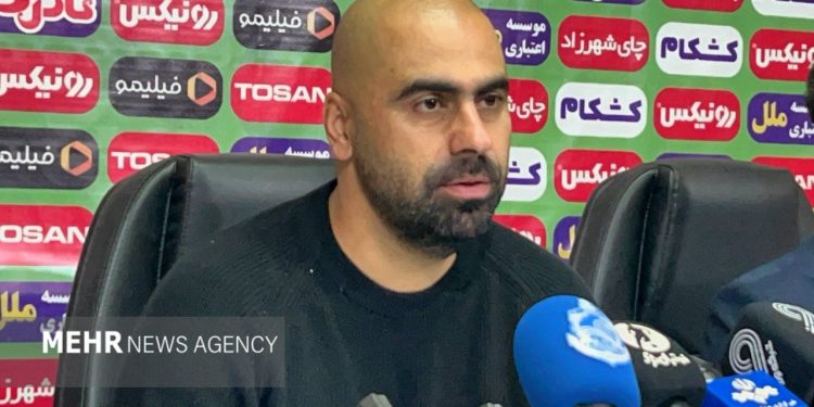 زارع: شمس‌آذر کار را برای ما سخت کرد