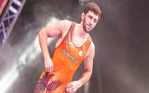 لیگ برتر کشتی آزاد داغ‌تر از همیشه/ خروج از دو قطبی با حضور روس‌ها