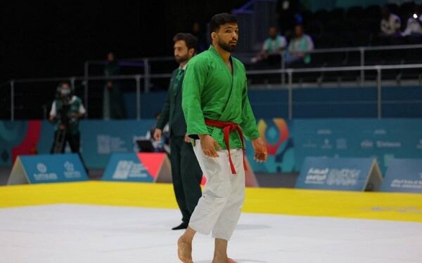 یک طلا، دو نقره و یک برنز در کوراش به ایران رسید