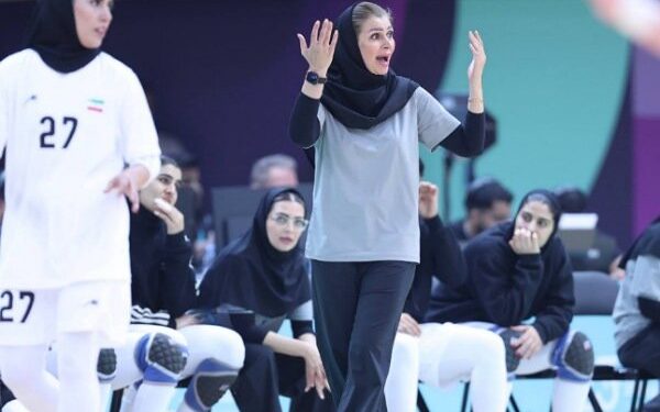 اظهار نظر مربیان تیم ملی هندبال بانوان پس از راهیابی به دیدار رده بندی
