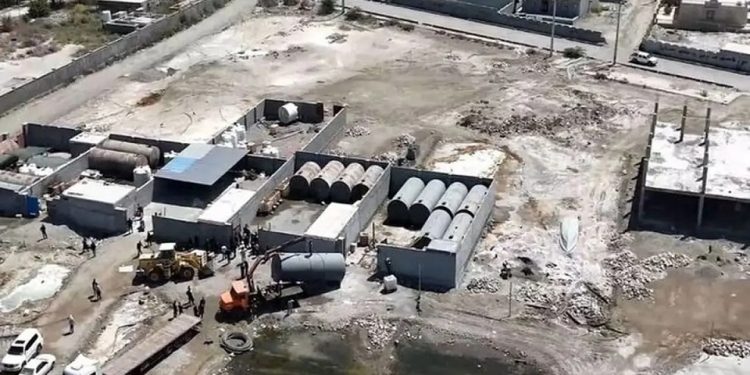 انهدام بزرگ‌ترین باند بین‌المللی قاچاق سوخت «طوفان» / گردش مالی ۱۶۷ همت و بازداشت چند مدیر بانکی