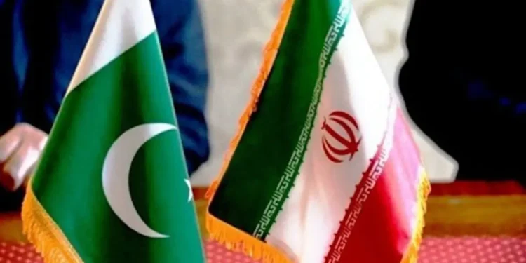 محدودیت‌های اقتصادی ایران و پاکستان لغو می شود