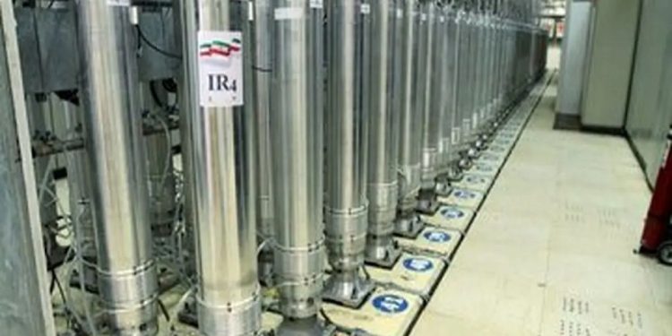 بازدید بازرسان آژانس از چند مرکز هسته‌ای ایران تأیید شد