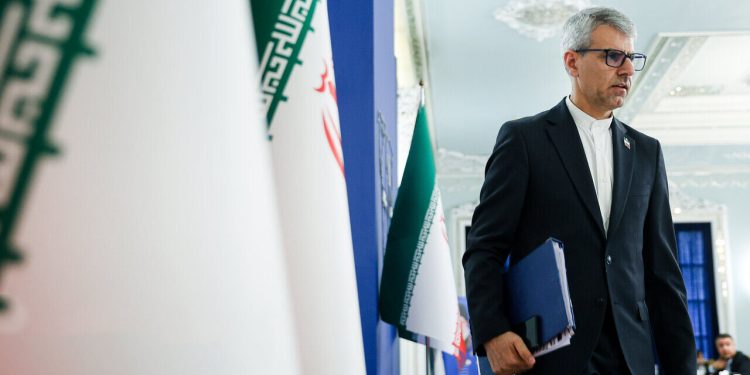 واکنش ایران به بسته‌شدن آسمان ونزوئلا توسط آمریکا