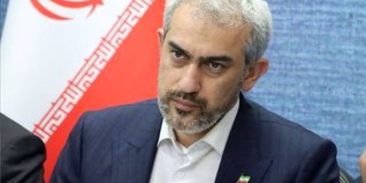 وزیر اقتصاد به مجلس احضار شد