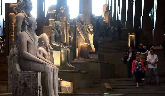 مصر و ایران؛ از اهرام ثلاثه تا میدان مشق تهران