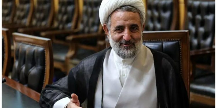 نماینده مجلس: خیال مردم راحت به این زودی جنگ نمی شود