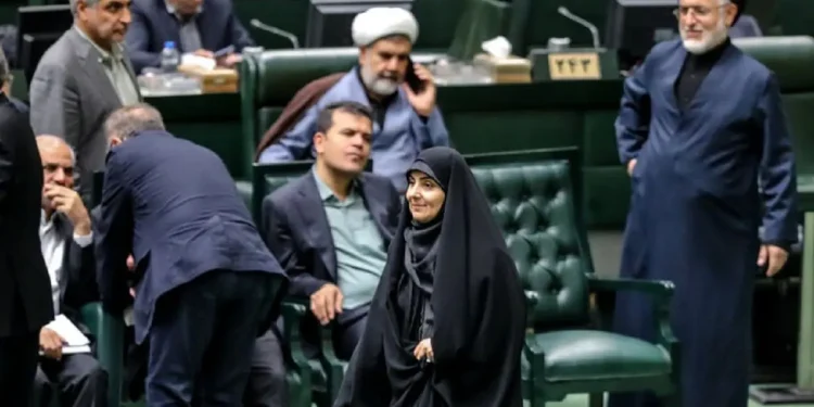 وزرای پزشکیان جابجا می شوند!