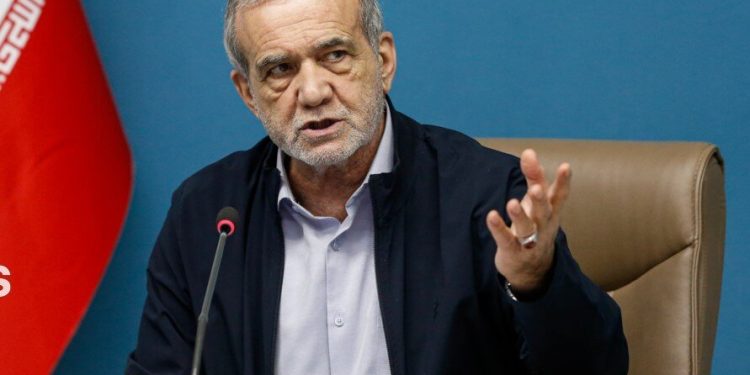 رئیس جمهور: انتقال پایتخت اجبار است!