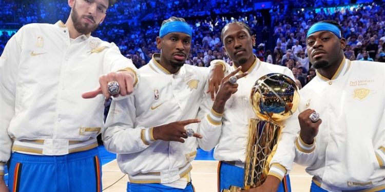 بارکلی: NBA خسته‌کننده شده است/ تاندر همه تیم‌ها را کتک می‌زند!