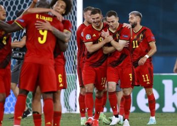 آشنایی با رقبای ایران در جام جهانی/ ملاقات با بازماندگان نسل طلایی و فینال سوخته العین!