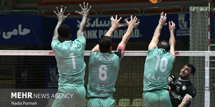 لیگ برتر والیبال – پیکان و رازین پلیمر