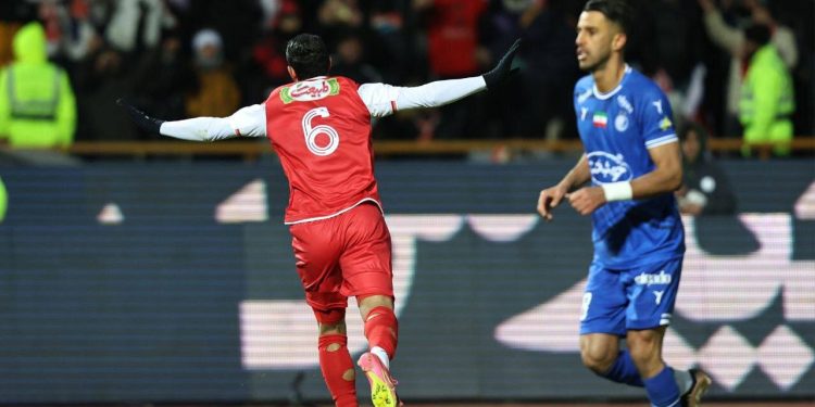 از دربی تهران فقط یک اسم مانده است/ پرسپولیس چند بازی را با داوری برد