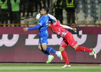 پوشش زنده دربی ۱۰۶/ تا دقیقه ۲۰ ؛ استقلال صفر – پرسپولیس صفر