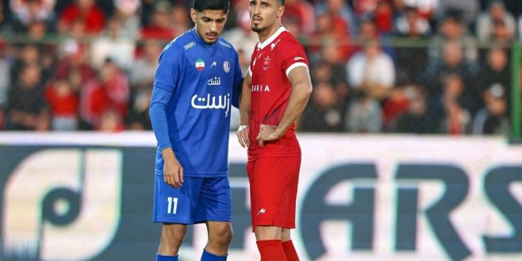 مخالفت اولیه مهاجم ملی پوش پرسپولیس با درخواست قرارداد باشگاه