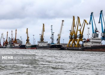 شتاب در اجرای گمرکات تخصصی در مناطق آزاد با توافق دبیرخانه و گمرک