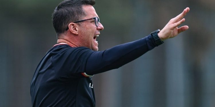 اوسمار:از ۱۰ نفره شدن تراکتور استفاده نکردیم/ از این شکست ناراحت هستم