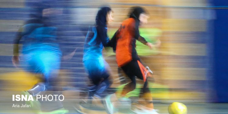 لغزش استقلال در هفته نهم/ سقوط آبی‌ها در فوتسال زنان