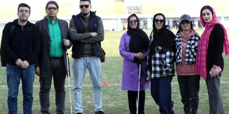 حضور روشندلان در تمرین شمسآذر