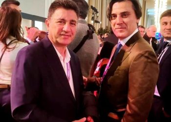 قرعه‌کشی جام جهانی با حضور نمایندگان ایران/ ستاره‌ها روی فرش قرمز