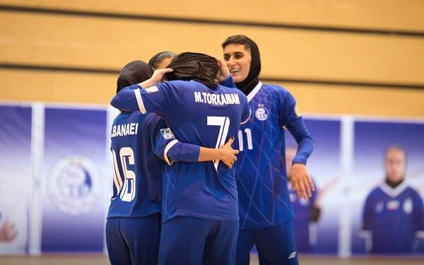 پیروزی ارزشمند استقلال مقابل مس کرمان در هفته‌ای پرهیجان