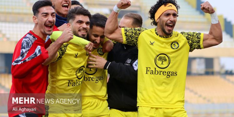 لیگ فوتبال آزادگان – نود ارومیه و پارس جنوبی