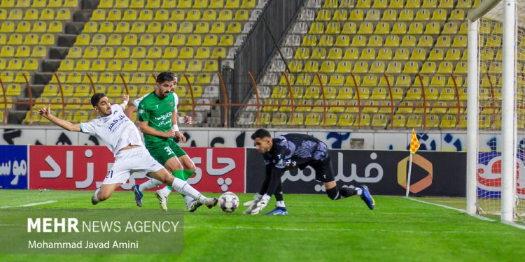 لیگ برتر فوتبال – شمسآذر و گل گهر