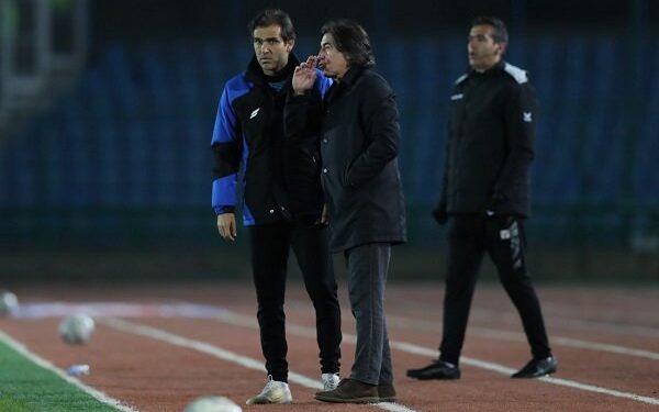 انتقاد پیشکسوت استقلال از نمایش ساپینتو/کادر فنی تیم فوتبال برنامه مشخصی ندارد