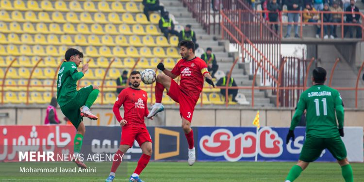 نیمه بازی بدشانسی تراکتور مقابل ملوان در تبریز