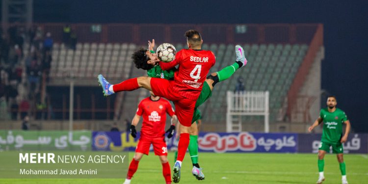 رقابت لیگ برتر فوتبال – شمس‌آذر و تراکتور