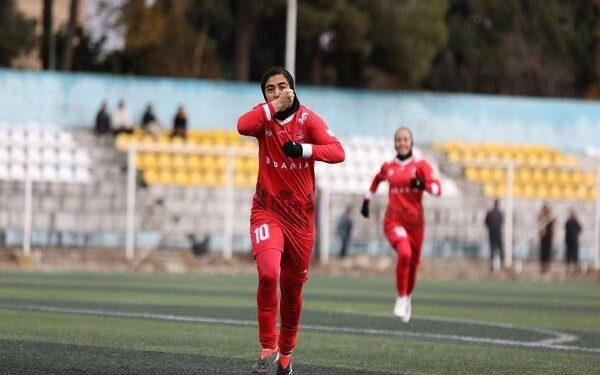 بازیکن خاطی پرسپولیس از سوی کمیته انضباطی نقره‌داغ شد