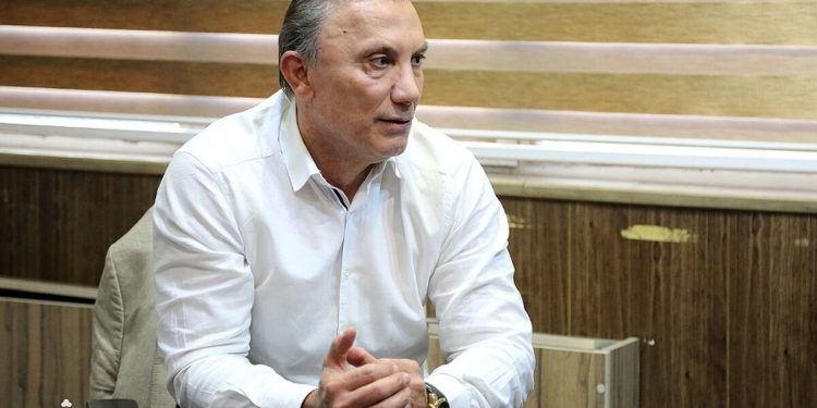 واکنش تند حمید درخشان به اظهارات زنوزی