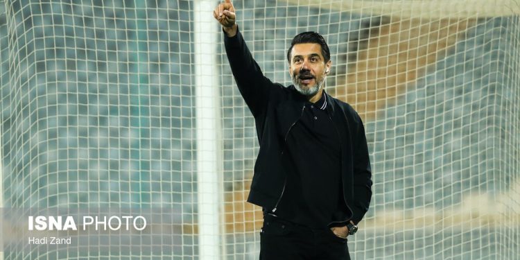 پیروانی: کسی به تماشاباارزش نگفته بود که به من یا آقا کریم توهین کنند