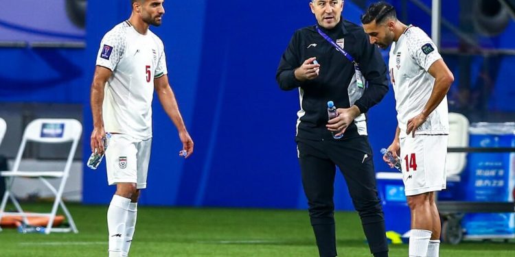 تیموریان: در ایران پول جایگزین فوتبال شده/ ۱۰ – ۱۵ سال است که نگران وضع چمن‌ها هستیم