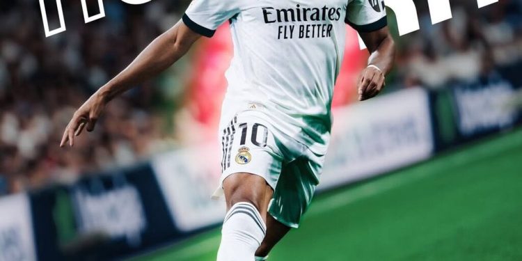 عکس| لباس عجیب رئال مادرید برای فصل بعد