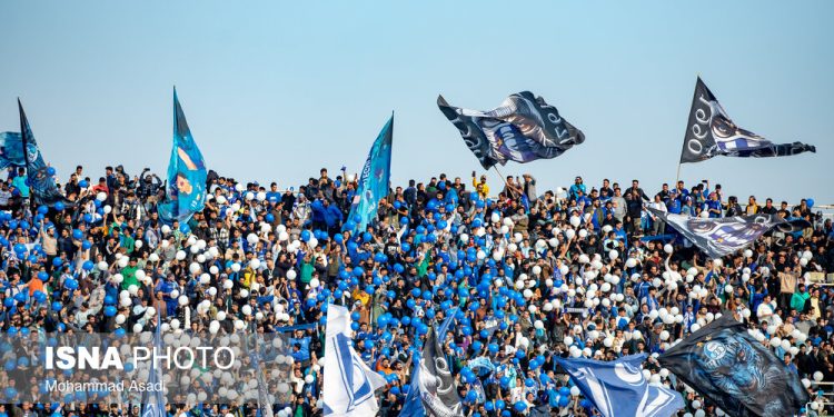 خط قرمز روی راست و چپ استقلال!