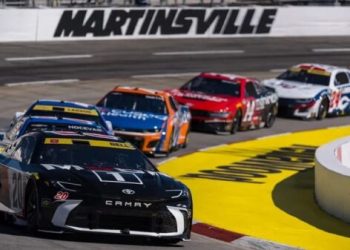 چرا ماشین های نسکار بدون در تولید می‌شوند؟