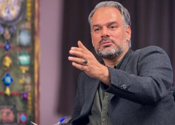 رشیدی‌کوچی: وقتی مسئولِ امر به معروف خودش دروغ می‌گوید، مردم نمی توانند اعتماد کنند