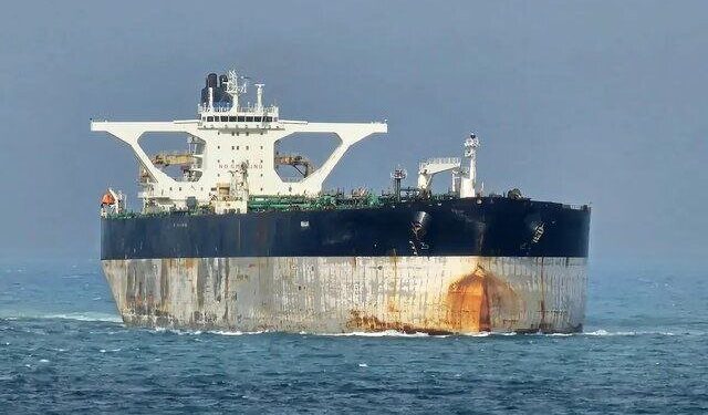 ادعای جنجالی آمریکا: گارد ساحلی در پی توقیف نفتکش ایرانی در آب‌های بین‌المللی