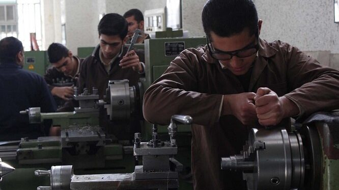 ۵۰ درصد ورودی‌های فنی‌وحرفه‌ای فارغ‌التحصیل دانشگاه هستند