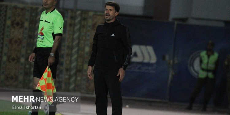 سرمربی ذوب‌آهن اصفهان برکنار شد؛ پایان تلخ حدادی‌فر در فولادشهر